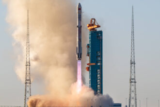 china intra in clubul spacex si blue origin landspace reuseste sa aterizeze prima treapta a unei rachete 6a85678d3e95f