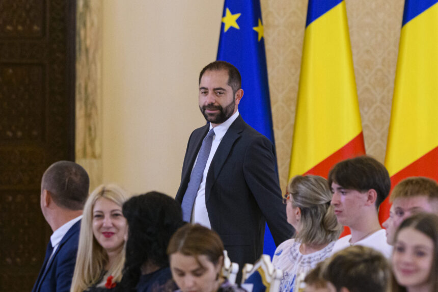 consilierul prezidential radu burnete anunta ce se intampla cu proiectul legii salarizarii 6a86ff419570e
