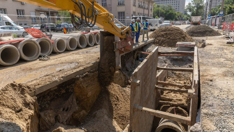 foto lucrari extinse in zona garii de nord a capitalei canalizarea veche de un secol va fi modernizata cablurile vor fi ingropate 6a8091fd1aa45