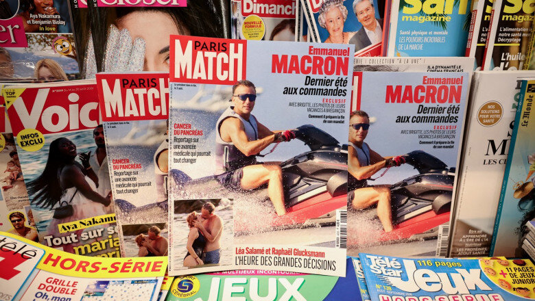 franta arde si presedintele se distreaza pe jet ski imagini cu emmanuel macron din vacanta starnesc numeroase critici 6a7f4e9078af3