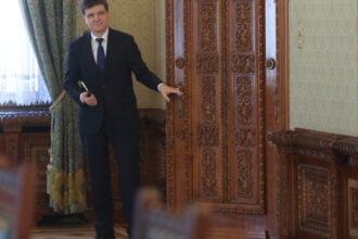 legea salarizarii o noua runda de consultari va avea loc joi la palatul cotroceni surse 6a8591c19de43
