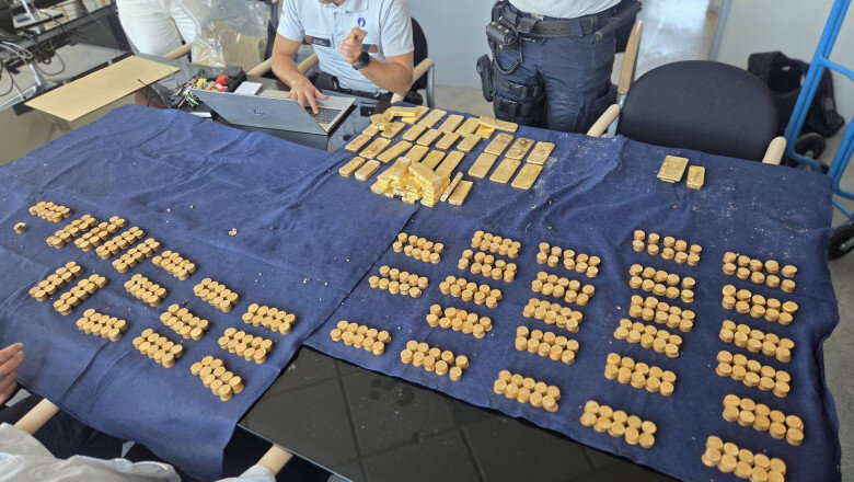 lingouri si monede de 9 milioane de euro descoperite de muncitorii care lucrau la canalizare dilema privind cine pastreaza comoara 6a8059b76adce