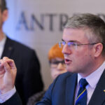 ministerul economiei lanseaza platforma de dialog strategic cu mediul de afaceri si societatea civila darau deciziile nu vor mai fi luate din spatele unui birou 6a8554b29500a