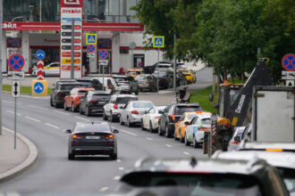 nu mai e benzina rusii se plang din nou de lipsa carburantului benzinariile sunt goale chiar si la moscova 6a8229fb2ca6d