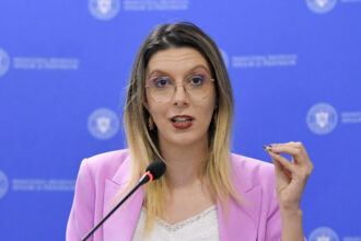nu mai este psd care sa arunce pe fereastra proiectul bala 2 atacul dianei buzoianu 6a7f50d981e05