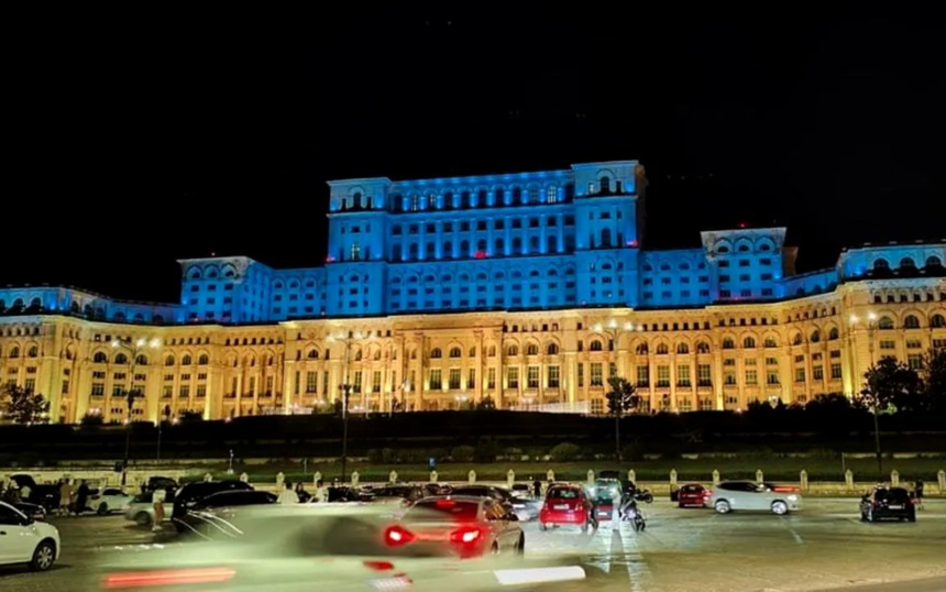 palatul parlamentului va fi iluminat in culorile ucrainei romania marcheaza ziua independentei ucrainei 0b18cccb