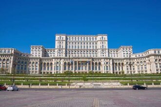 parlamentul se reuneste luni in sesiune extraordinara alesii dau votul decisiv pentru legile pnrr ce propuneri are pe masa legislativul 6a8ac27795890