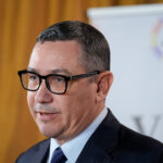ponta atac dur la miruta omul e foarte prost pe vremuri te impuscau pentru asta 6a8d921266535