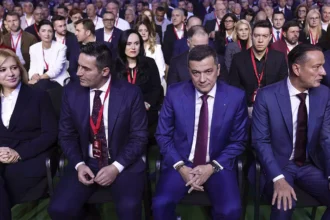 psd intre fumigenele despre guvernare si butoiul cu pulbere pe care sta 6a7ecd9d92ae4