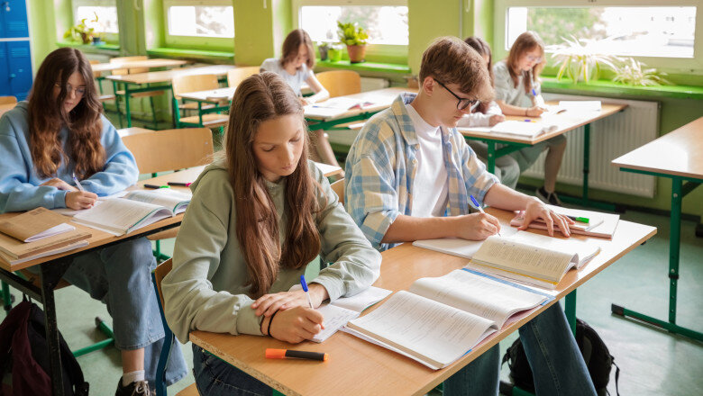 psd si pnl vor sa amane noile examene pentru admiterea la liceu ce prevad proiectele depuse in parlament 6a859fcde0e7f