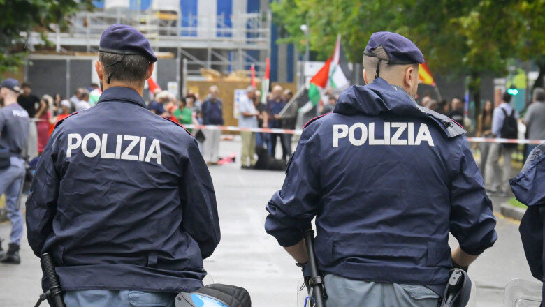 rachete antitanc camuflate ca echipament nato descoperite in italia un francez a fost arestat 6a8ef68c039ad