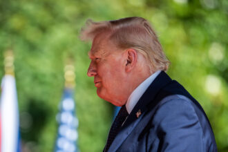 trump anunta intentia de a schimba numele unui lac celebru de la granita sua canada oricum nu vom mai face afaceri cu ei 6a8d81aa526fc