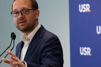 usr a convocat un comitet politic pentru sustinerea liderului partidului dominic fritz nu aplec capul in fata acestor borfasi 6a845c7f0770b