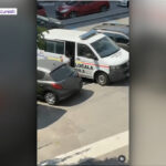 video imagini controversate surprinse in sectorul 2 o vanzatoare stradala pare ca le ofera bani politistilor explicatia autoritatilor 6a84789eadb61