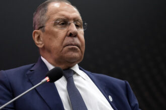 video lavrov califica marea britanie drept parte in razboiul impotriva rusiei si o numeste britania 6a853d487e44f