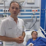 video o femeie a fost muscata de doua ori de un sarpe dragalas frumusel pe care a vrut sa l salveze a ajuns apoi la spital 6a89da93ce6e6