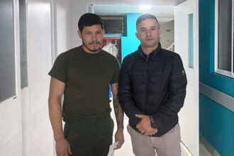 evadare incredibila in columbia cu mainile legate un soldat si a dezarmat paznicul s a aruncat in rau si a fugit 4 zile prin munti 6aa1331cb1a3b
