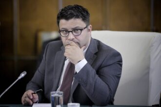 diplomatul care a pregatit trei summituri nato preia externele cine e dan neculaescu 51a6e6eb