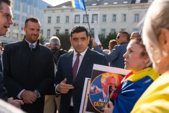 foto simion atac de la bruxelles la psd si bolojan pregatesc mai multa represiune protest pentru georgescu in fata parlamentului european 6acf8b3377547
