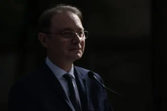 lista guvernului luca niculescu se poarta ultimele negocieri si totul este in dinamica dar s a gasit o majoritate parlamentara 6acf73efee6e1